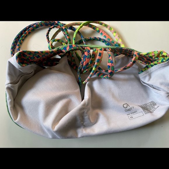 🆕 [GAP FIT] Multicolor Cross-back Sports Bra Sz: XS 🧡💛💚❤️💙💜 - Picture 6 of 8